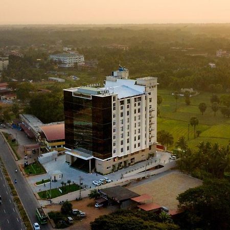 Essentia Manipal Inn Udupi Buitenkant foto
